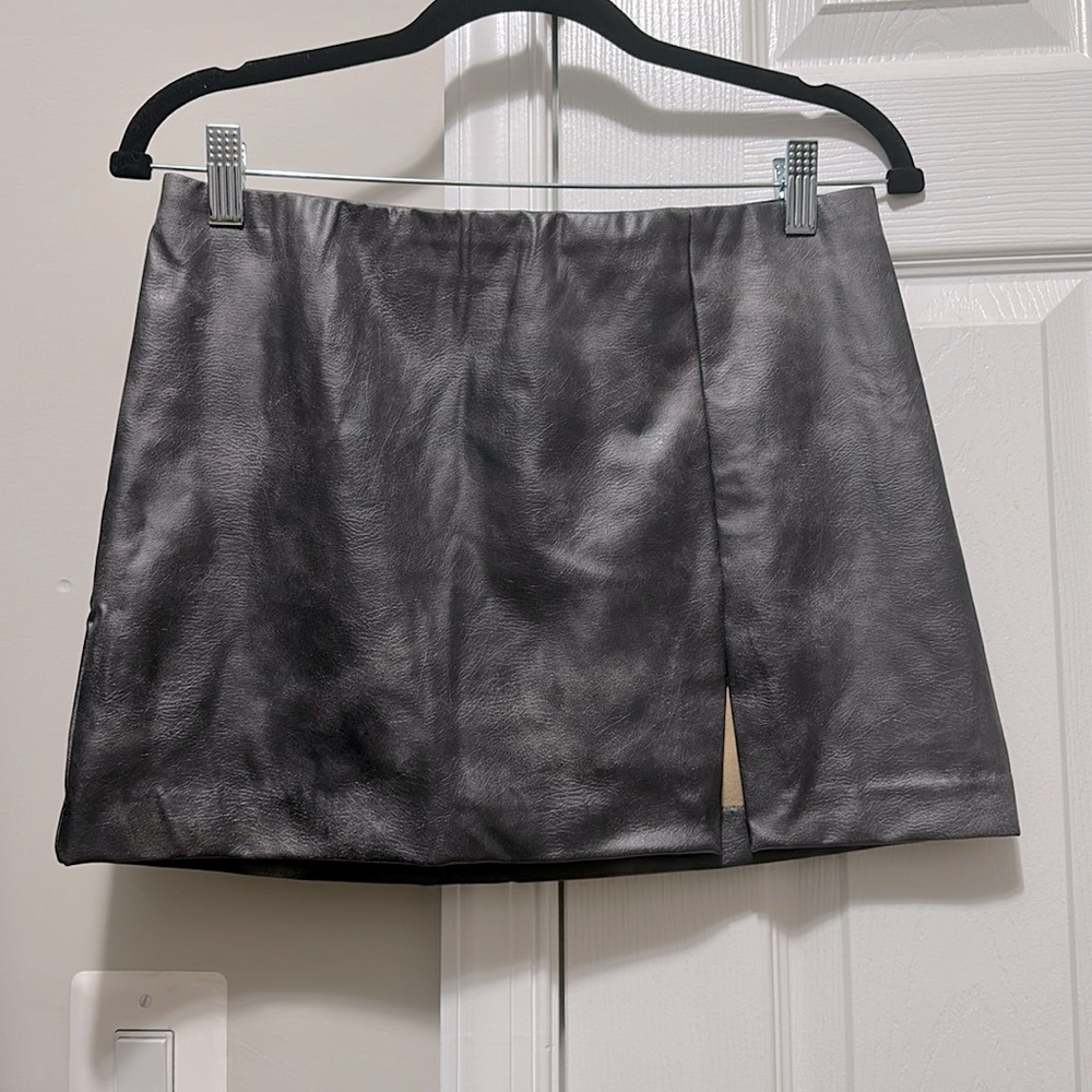 Mini leather skirt